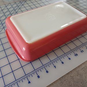 Pyrex 231 casserole pink